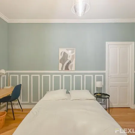 Immeuble Orleans Hotel